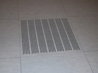 Ventilations-golvplatta med Antistat-Vinylmatta